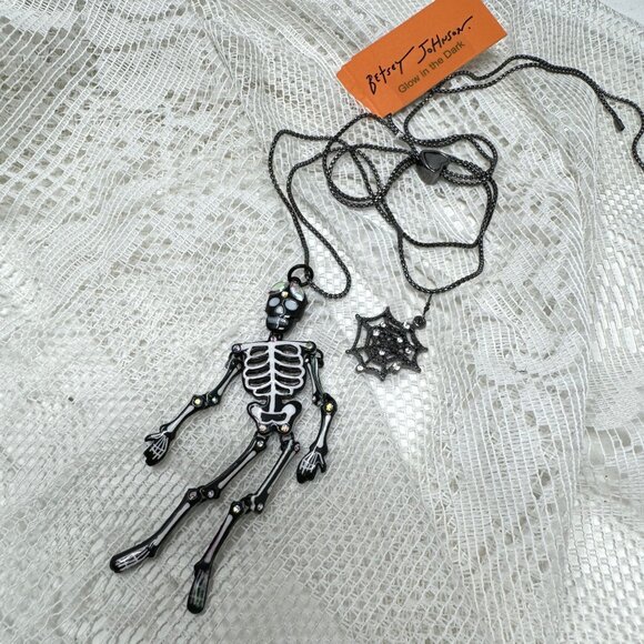 Betsey Johnson Glow In The Dark Skeleton & Spider Web Pendant Necklace - Picture 6 of 8